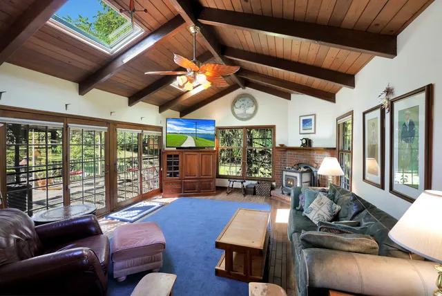 $625,000 | 30-w030 West Schick Road, Bartlett, IL 60103