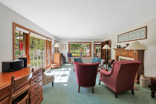 $625,000 | 30-w030 West Schick Road, Bartlett, IL 60103