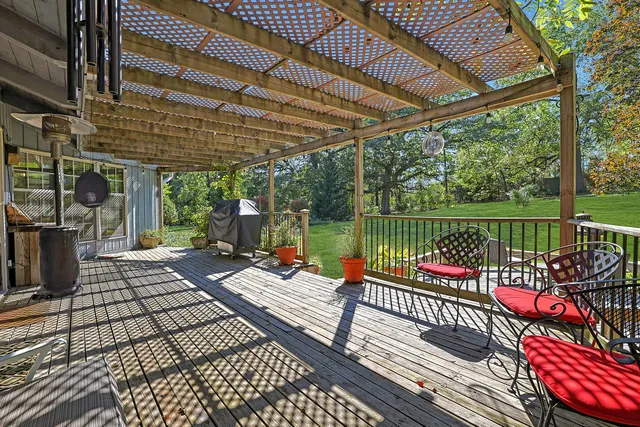 $625,000 | 30-w030 West Schick Road, Bartlett, IL 60103