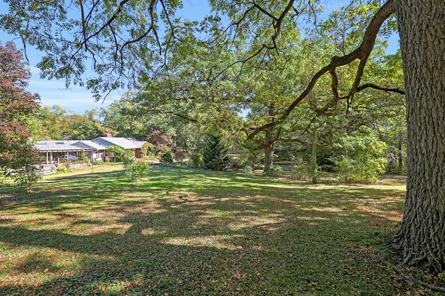 $625,000 | 30-w030 West Schick Road, Bartlett, IL 60103