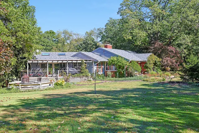 $625,000 | 30-w030 West Schick Road, Bartlett, IL 60103