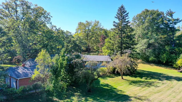 $625,000 | 30-w030 West Schick Road, Bartlett, IL 60103