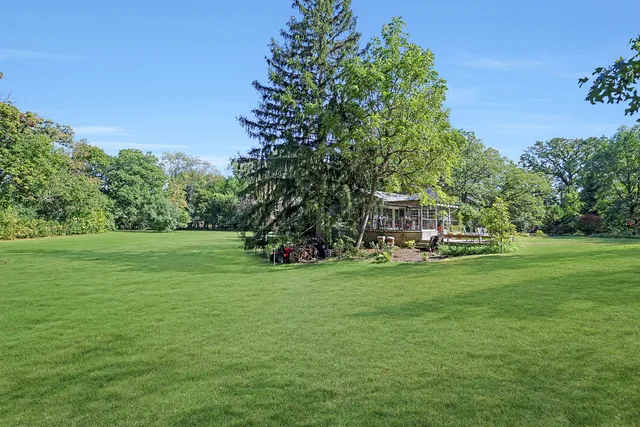 $625,000 | 30-w030 West Schick Road, Bartlett, IL 60103