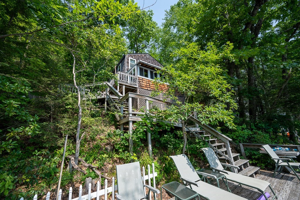 42 Goodrich Road Sturbridge, MA 01566 - Photo 32 of 36 a front view of a house with swimming pool