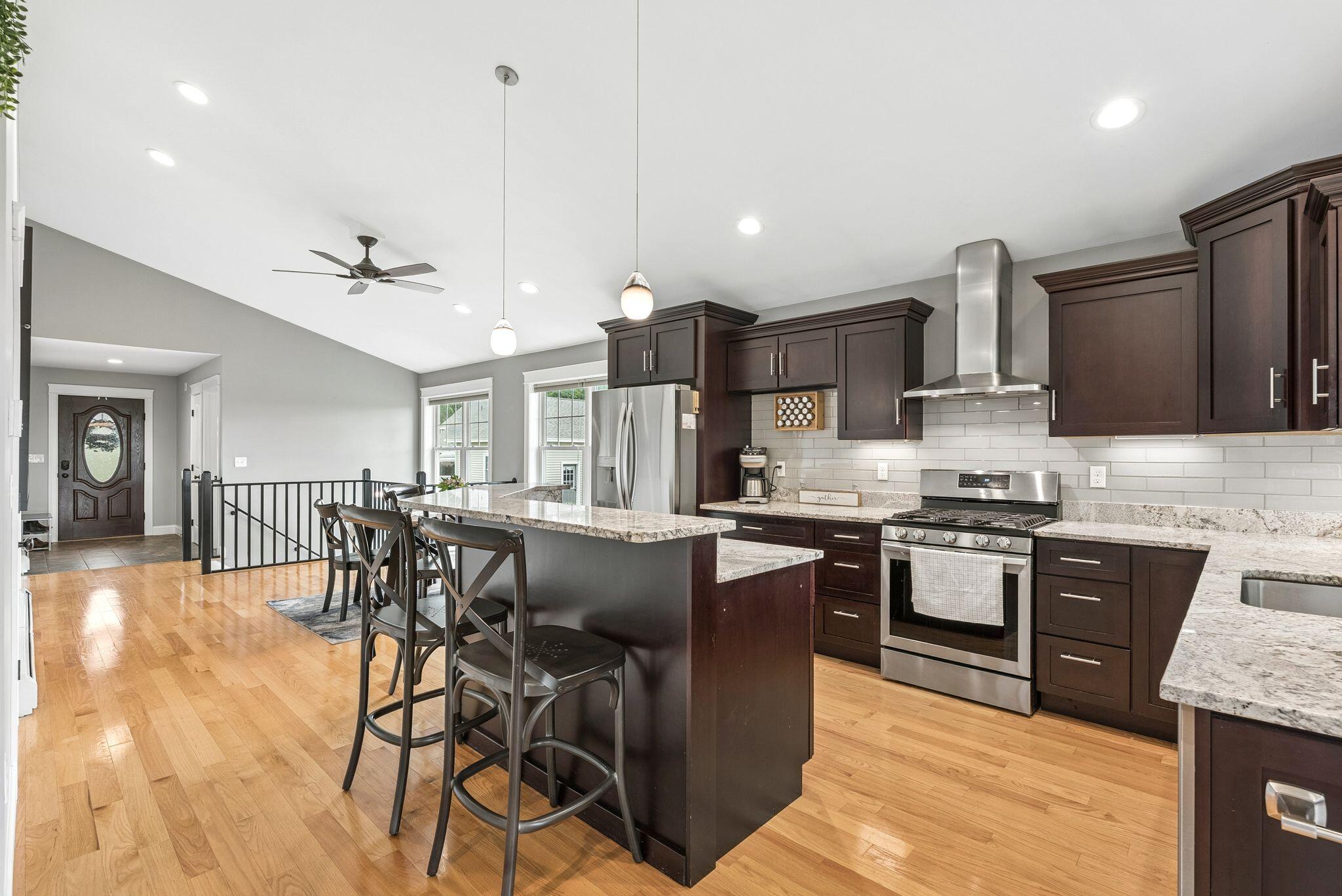 21 Callaway Drive, Unit 9 Gray, ME 04039 - Photo 15 of 46 40_DSC08713