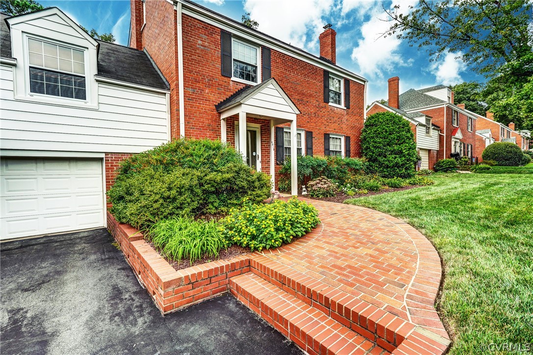 4815 Coleman Road Richmond, VA 23230 - Photo 3 of 44 Gallery Image 3