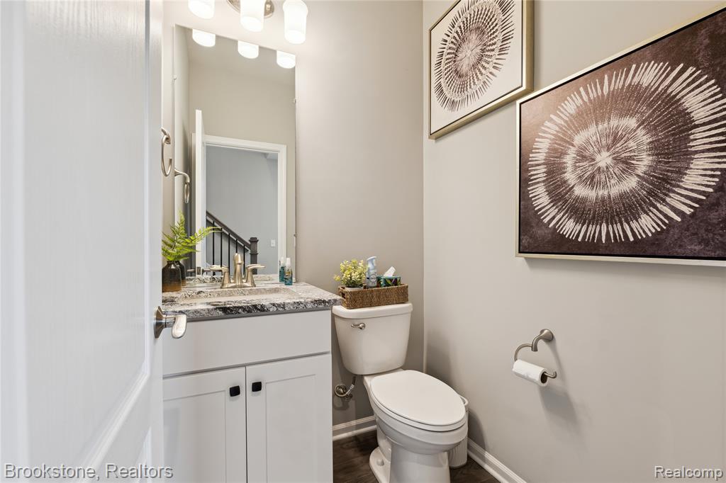 765 Hummingbird Drive Rochester Hills, MI 48307 - Photo 19 of 47