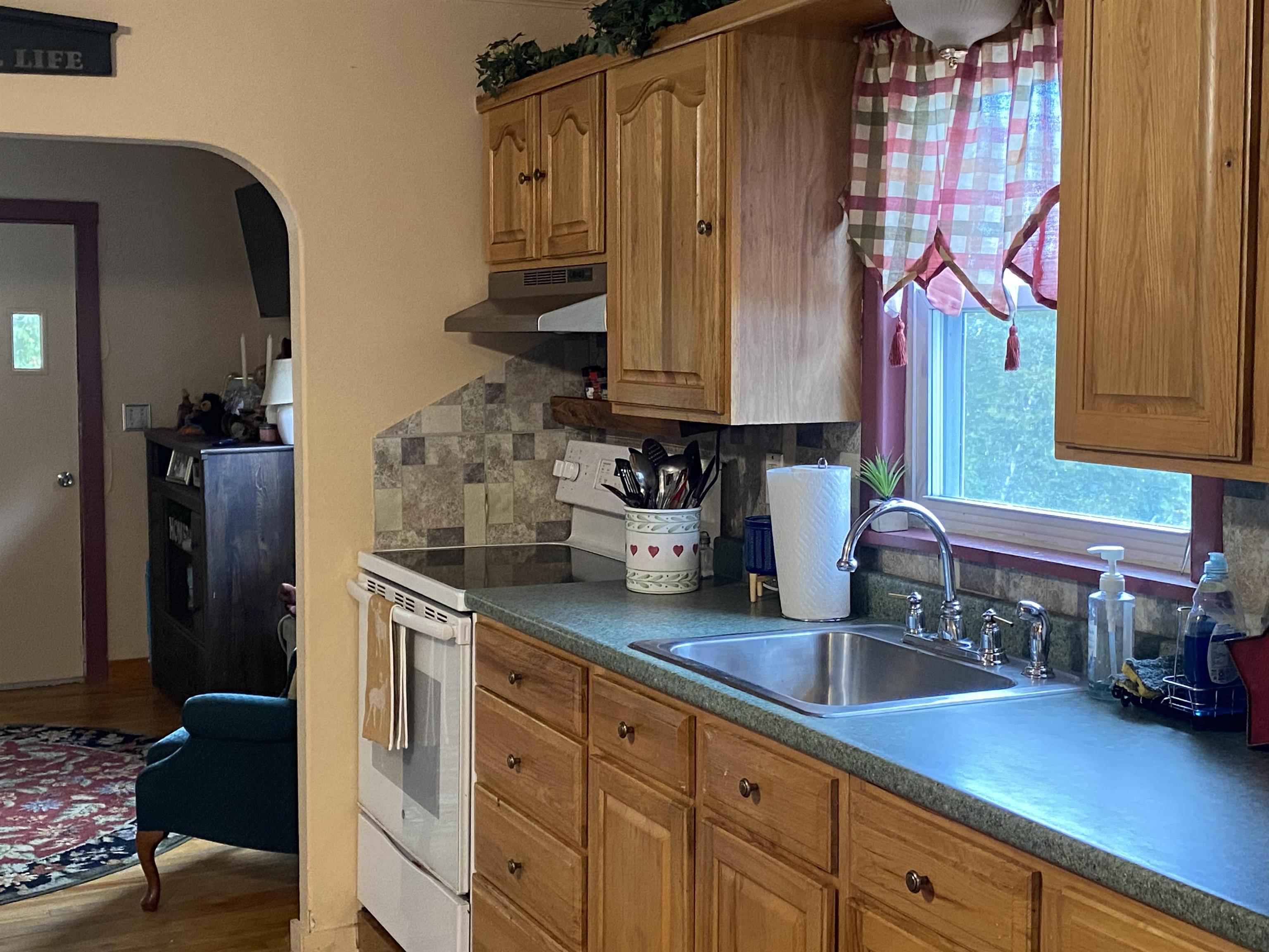 646 Trudel Street Berlin, NH 03570 - Photo 11 of 26