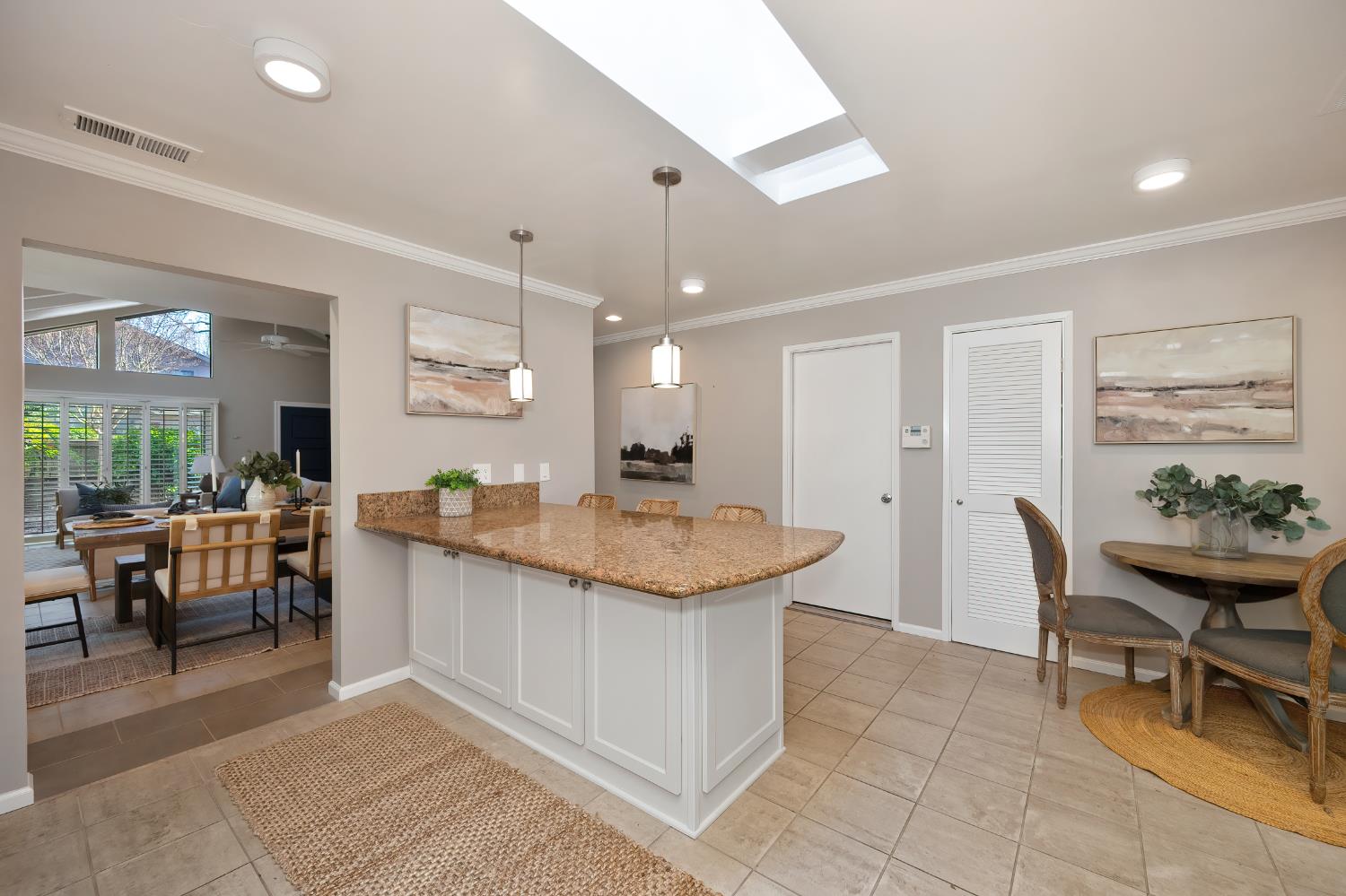 216 East Ranch Road Sacramento, CA 95825 - Photo 16 of 41