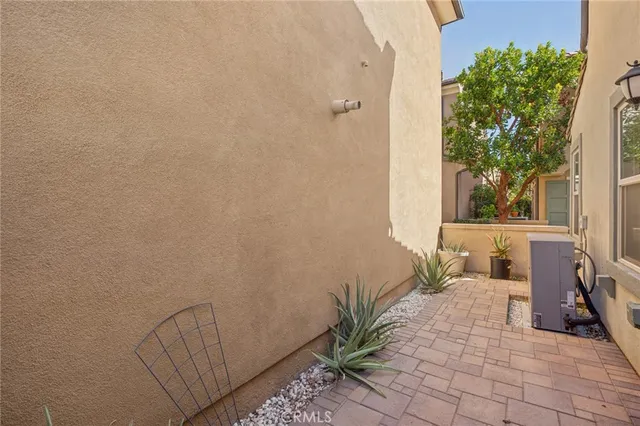 a view of entryway of house with outdoor space