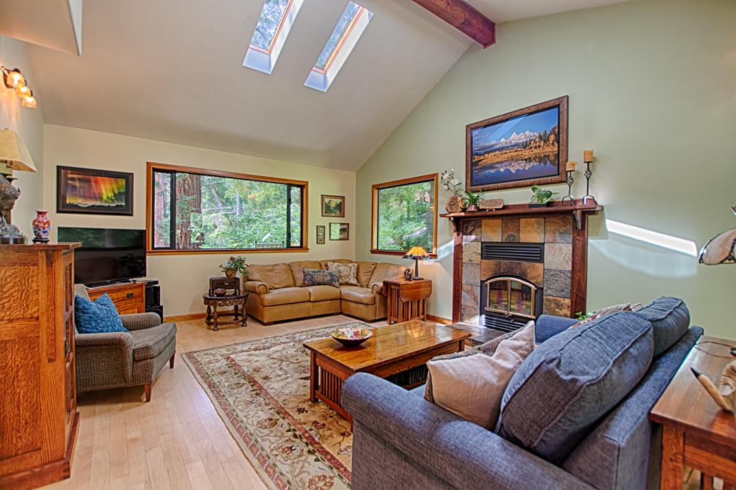 175 Robideaux Road Aptos, CA 95003 - Photo 12 of 34 Gallery Image 12