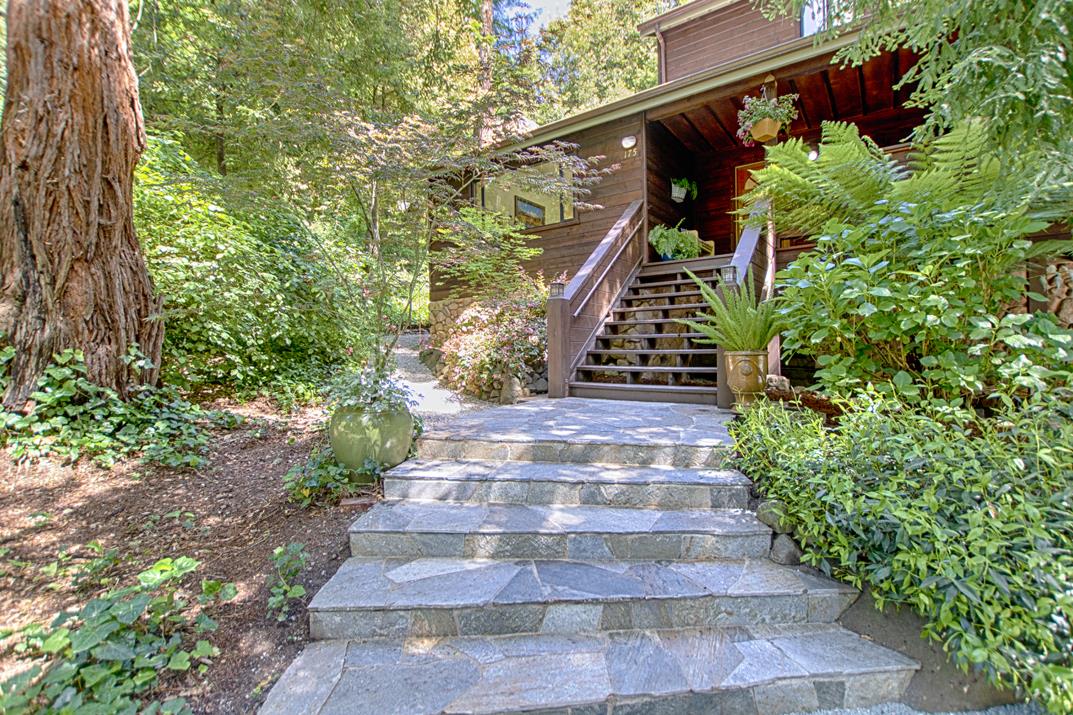175 Robideaux Road Aptos, CA 95003 - Photo 3 of 34 Gallery Image 3