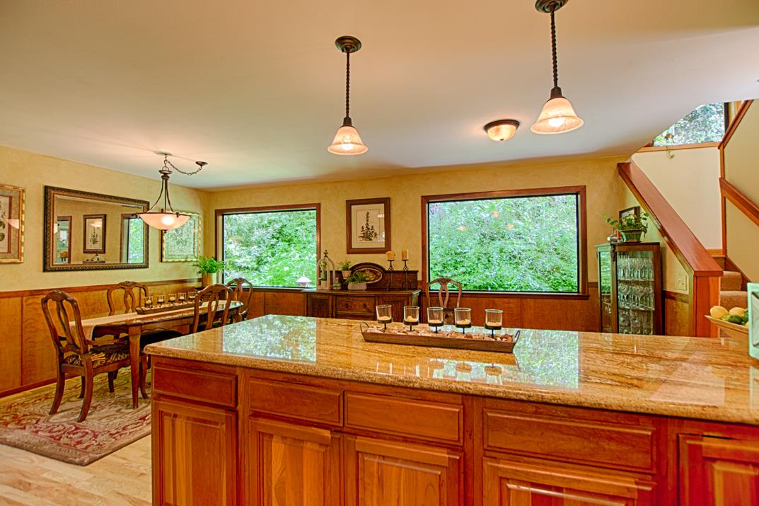175 Robideaux Road Aptos, CA 95003 - Photo 5 of 34 Gallery Image 5