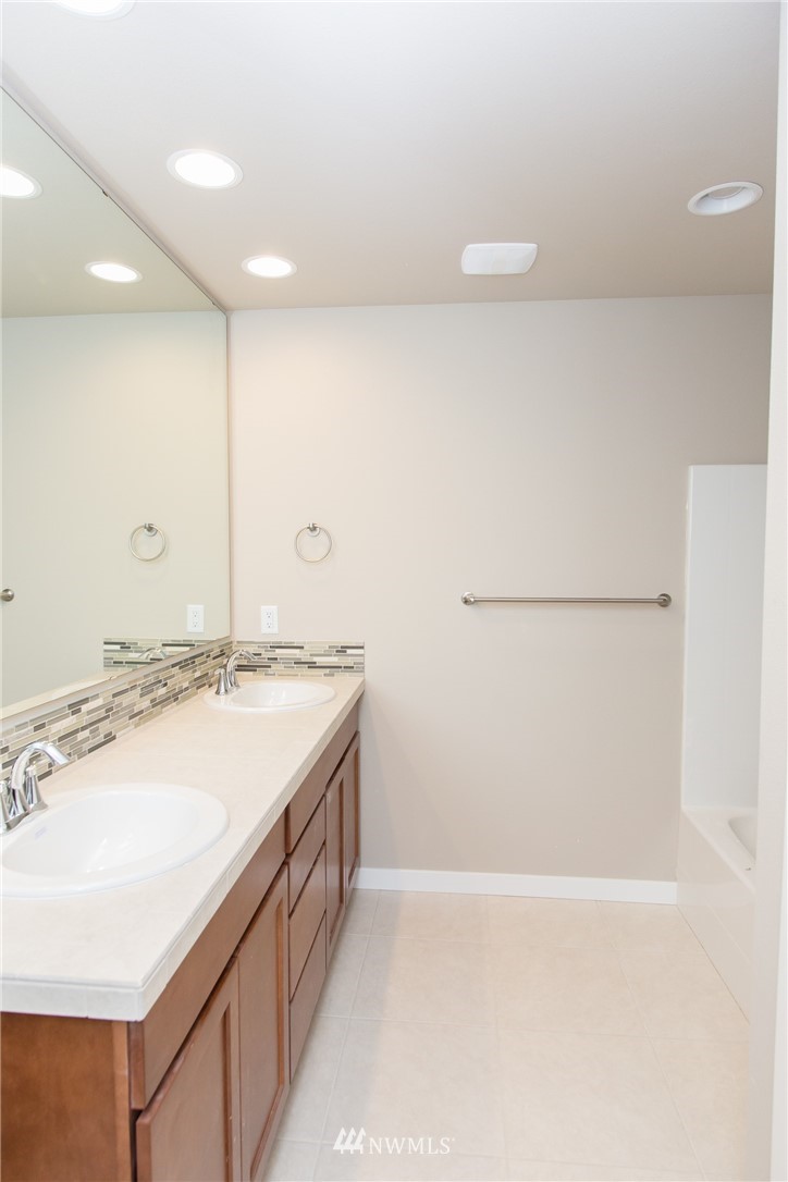 4130 Agate Road Bellingham, WA 98226 - Photo 19 of 27 Gallery Image 19