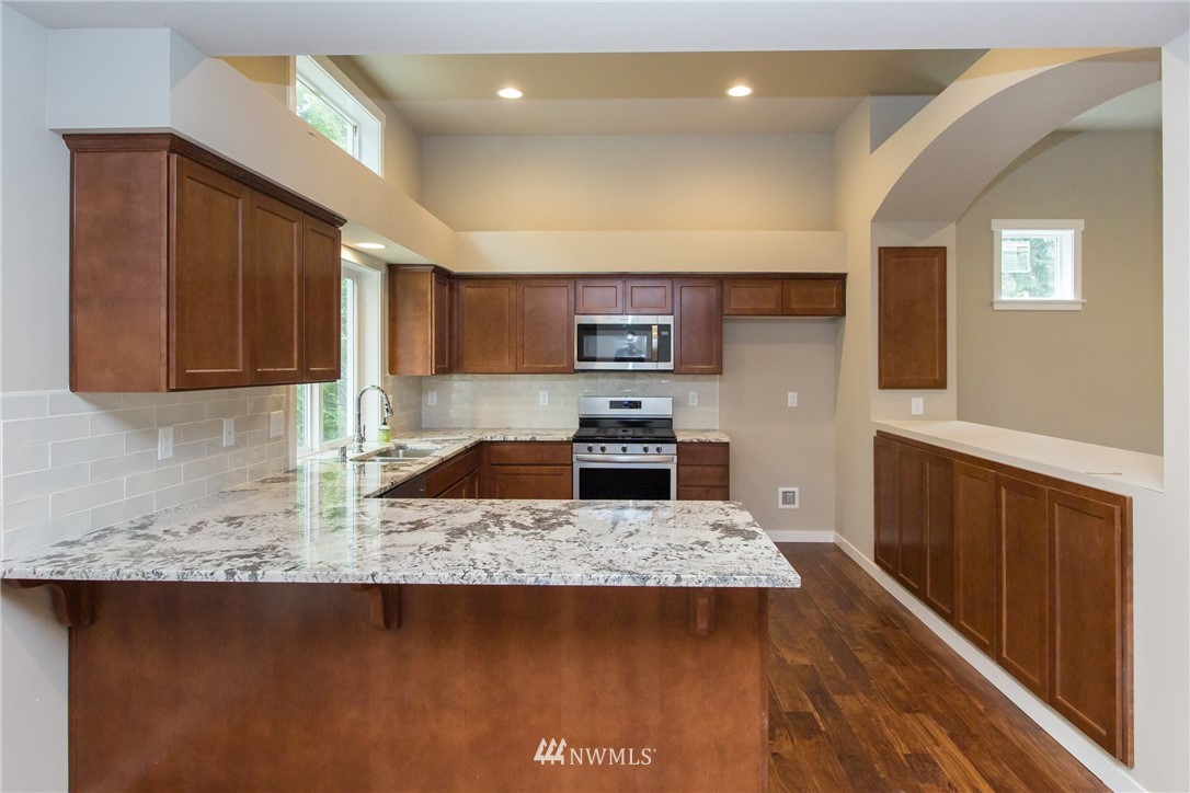 4130 Agate Road Bellingham, WA 98226 - Photo 5 of 27 Gallery Image 5