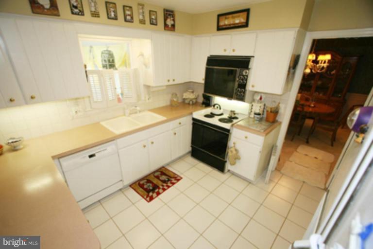 5 Inverness Way Bel Air, MD 21014 - Photo 18 of 29 Kitchen