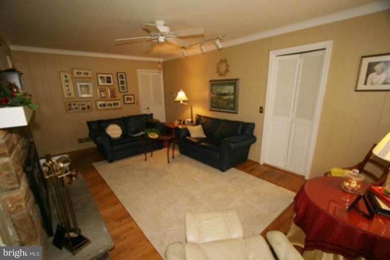 5 Inverness Way Bel Air, MD 21014 - Photo 23 of 29 Family Room