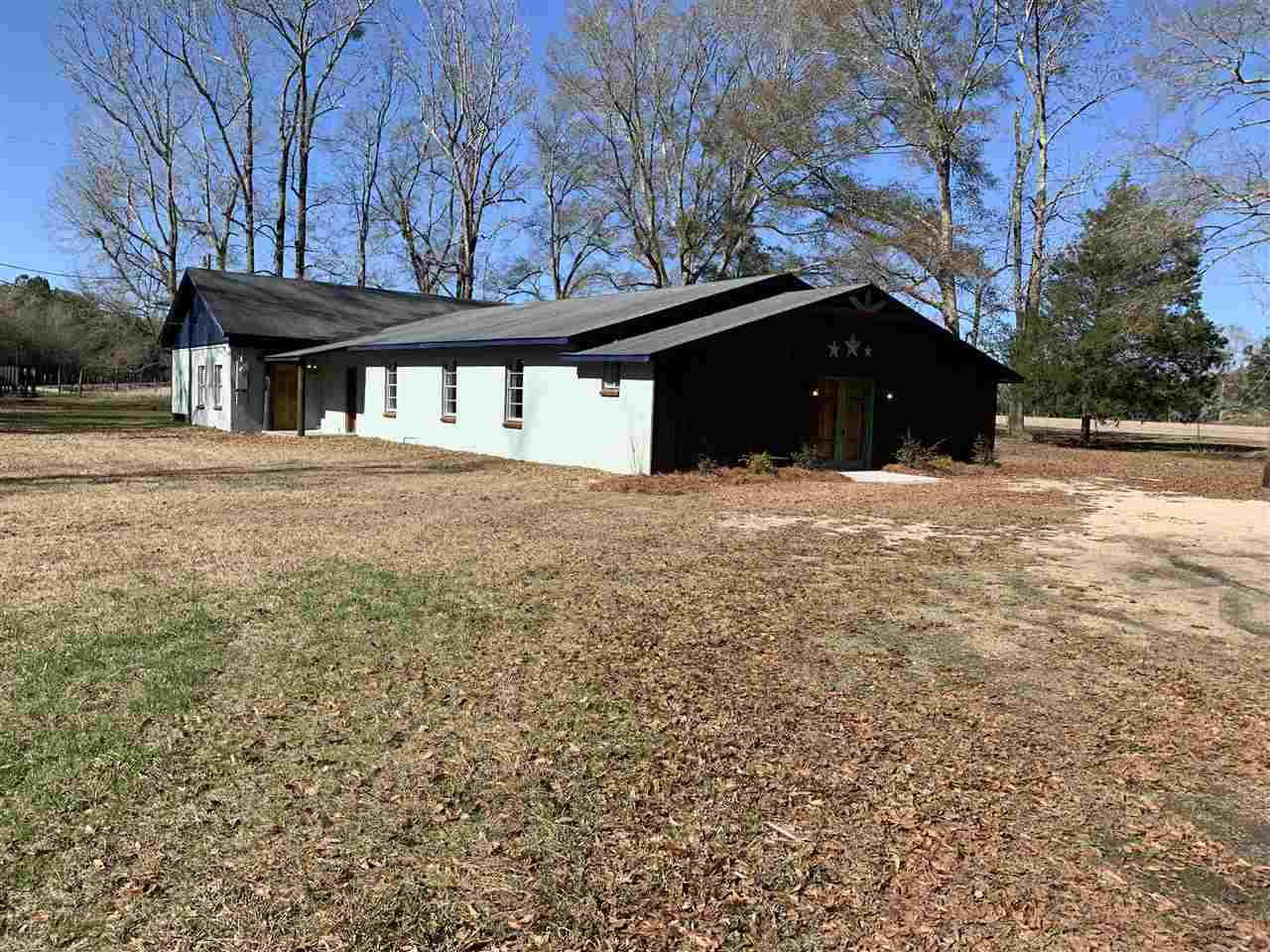 135 River Road Ellisville, MS 39437 - Photo 3 of 41 Photo 3