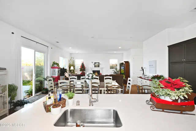 $925,000 | 813 Skyview Lane, Santa Maria, CA 93455