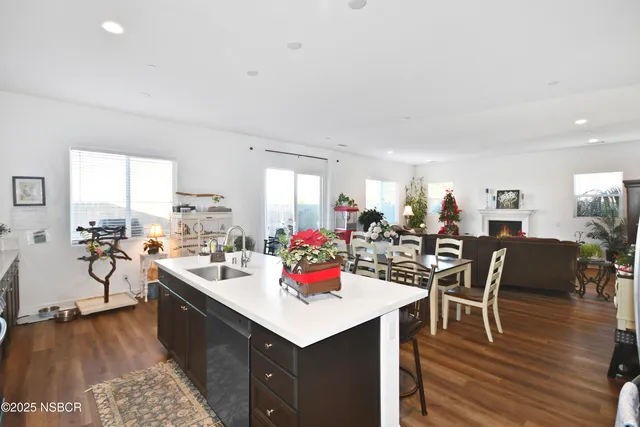 $925,000 | 813 Skyview Lane, Santa Maria, CA 93455