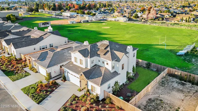 $925,000 | 813 Skyview Lane, Santa Maria, CA 93455