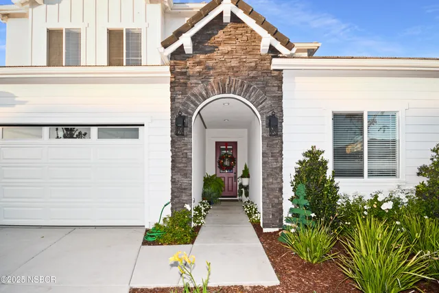$925,000 | 813 Skyview Lane, Santa Maria, CA 93455