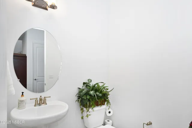 $925,000 | 813 Skyview Lane, Santa Maria, CA 93455