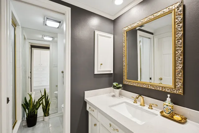 $1,050,000 | 4964 Post Oak Timber Drive, Houston, TX 77056