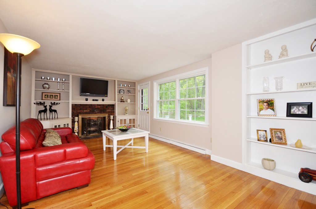 20 Henley Road Acton, MA 01720 - Photo 3 of 23 Gallery Image 3