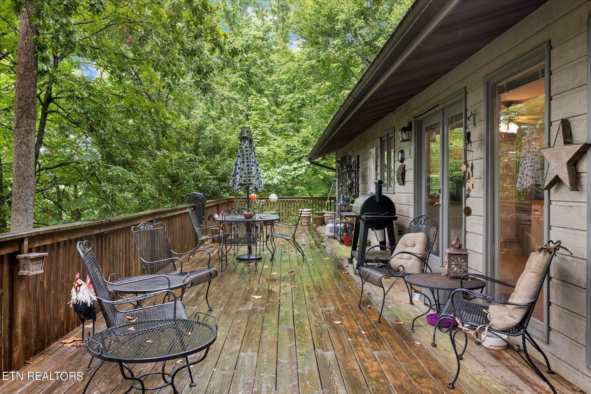 450 Kelly Hills Road Sevierville, TN 37876 - Photo 32 of 37 Gallery Image 32