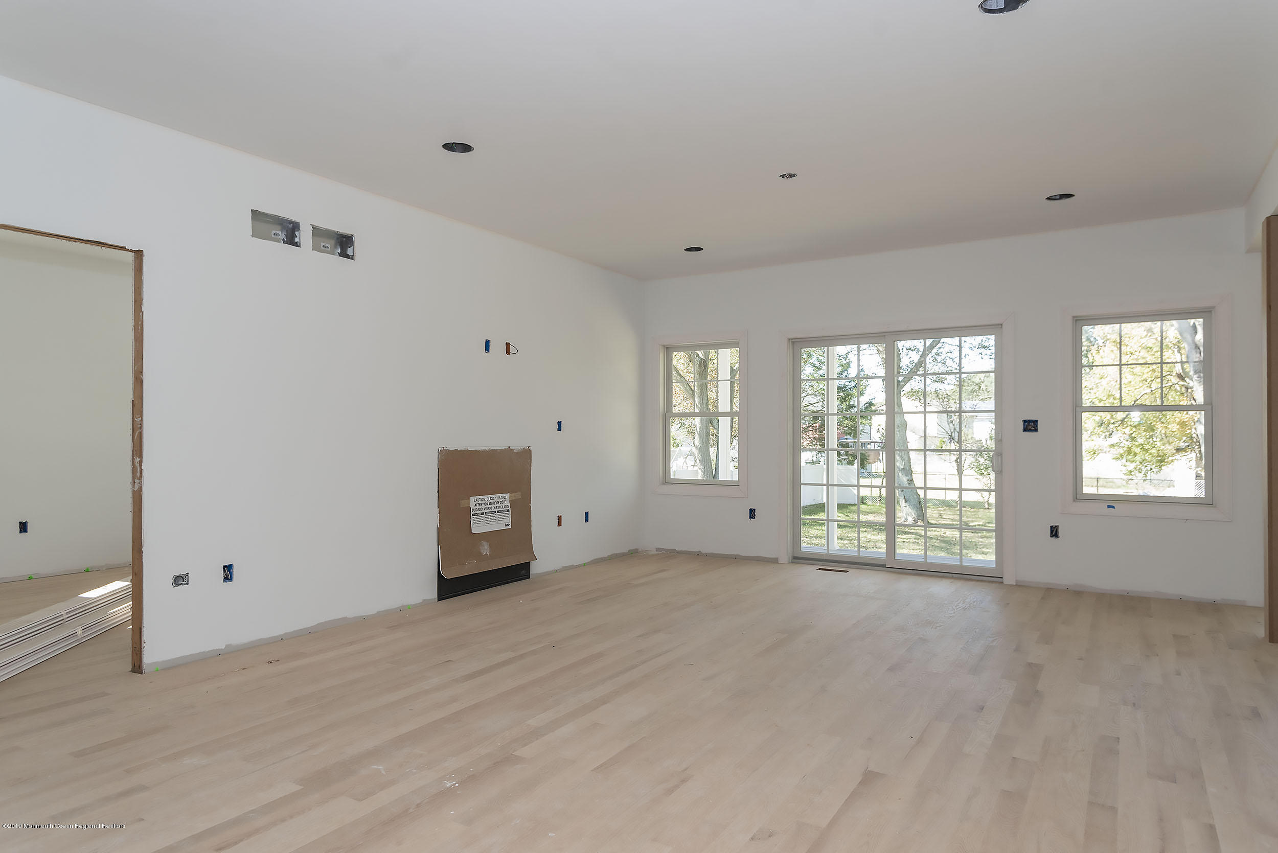 218 Friendship Road Howell, NJ 07731 - Photo 12 of 32 Greatroom