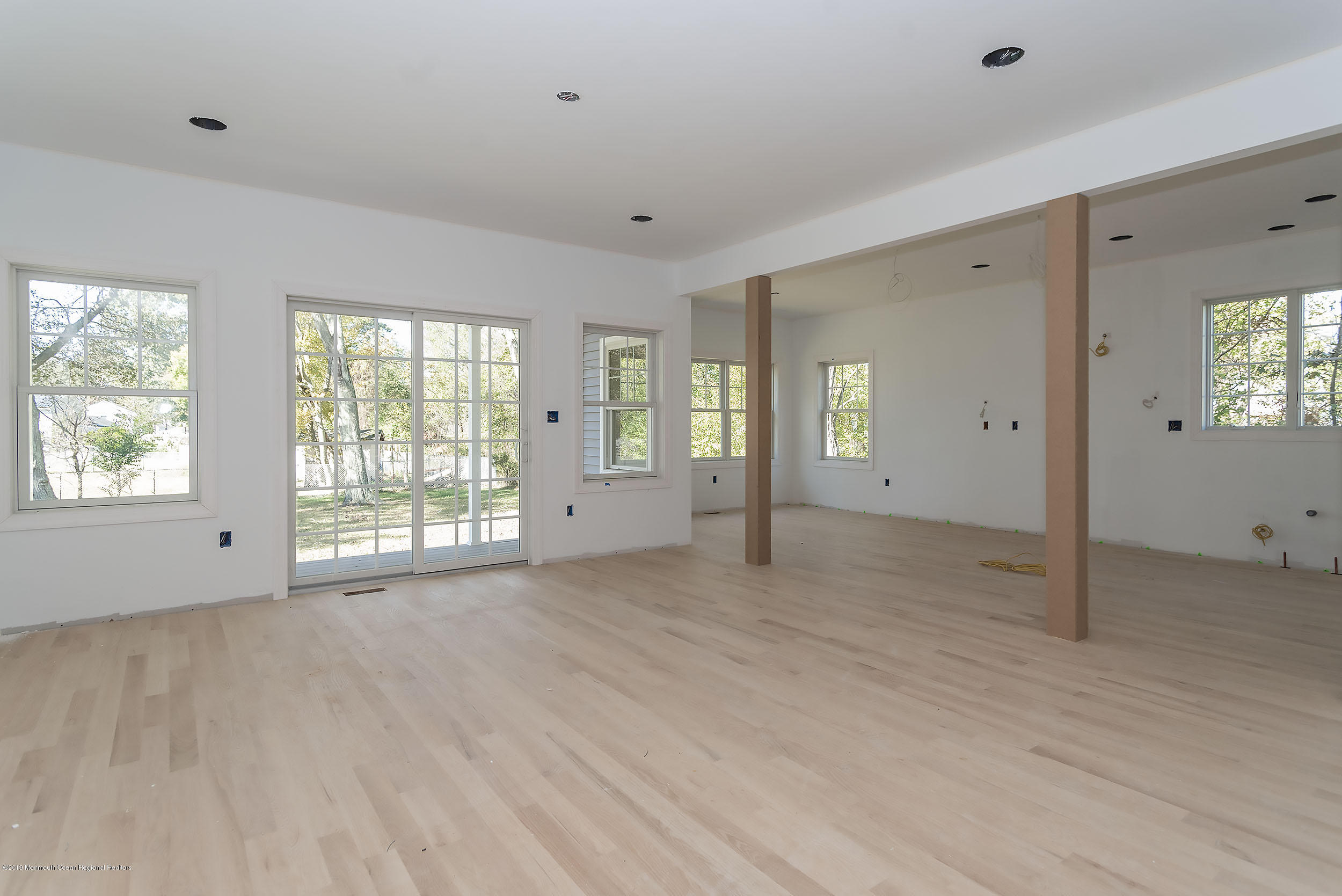 218 Friendship Road Howell, NJ 07731 - Photo 13 of 32 Greatroom
