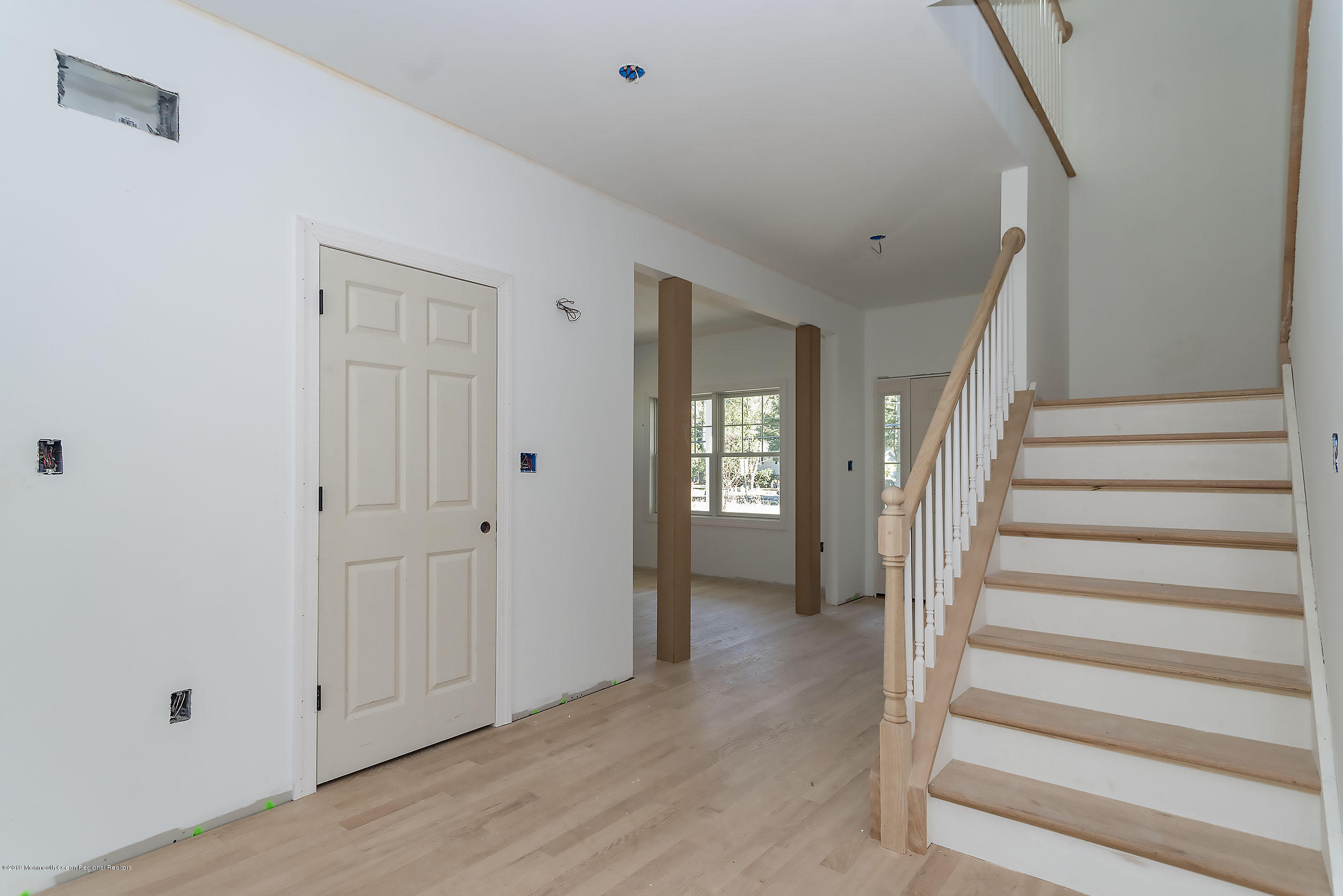 218 Friendship Road Howell, NJ 07731 - Photo 5 of 32 Foyer2