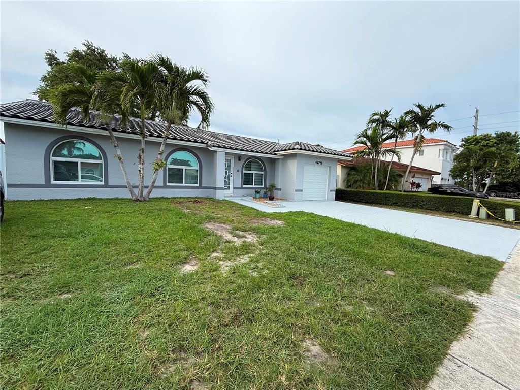 14719 Southwest 176th Street Miami, FL 33187 - Photo 3 of 15