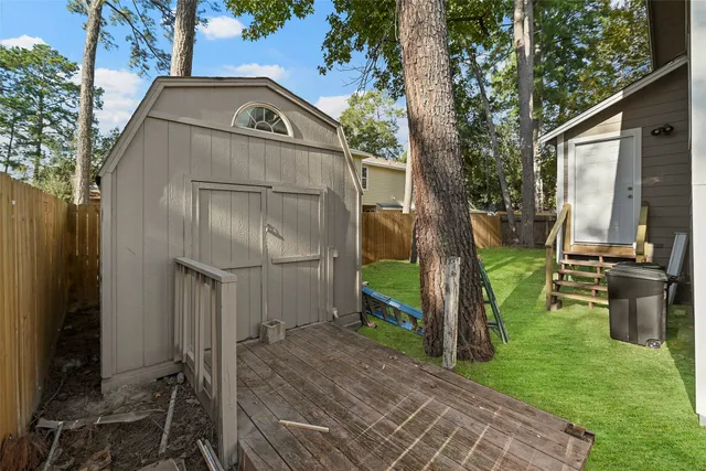 $2,100 | 17507 Wild Oak Drive, Houston, TX 77090