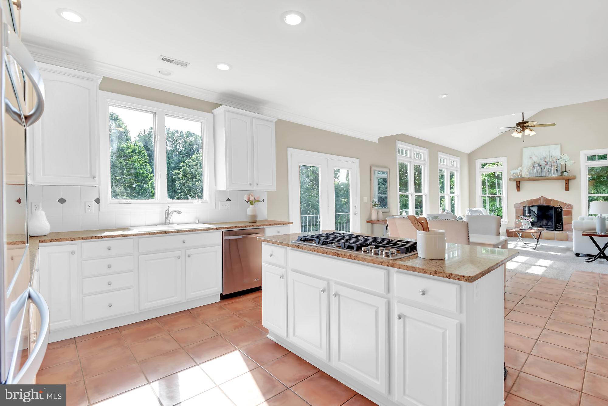 15422 Conrad Spring Road Boyds, MD 20841 - Photo 4 of 41