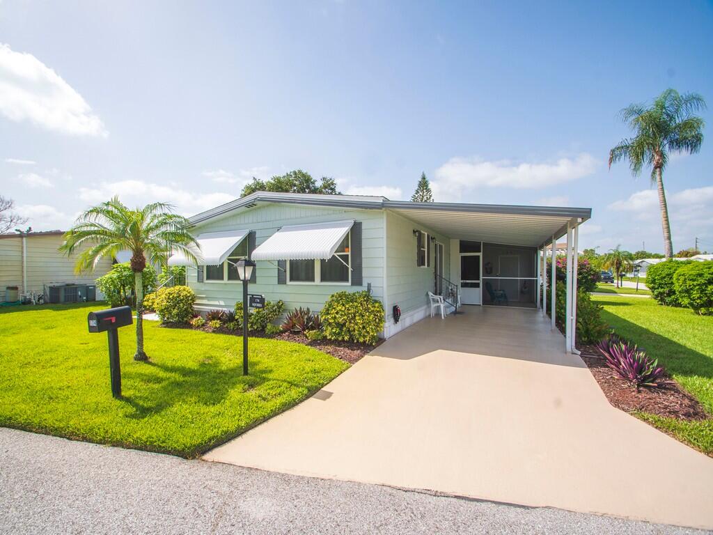 174 Northeast Emerald Drive Jensen Beach, FL 34957 - Photo 2 of 38 Image00010