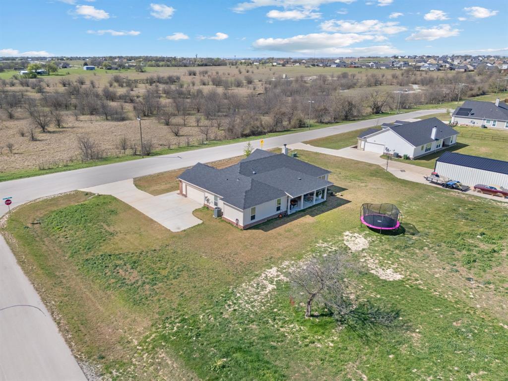 134 Stone Cyn Drive Rhome, TX 76078 - Photo 36 of 39