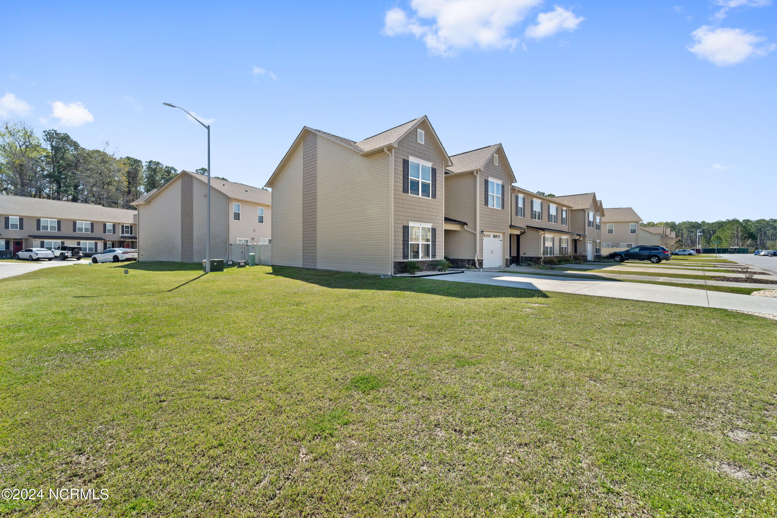 232 Boyington Place Road Midway Park, NC 28544 - Photo 4 of 32 DSC05581