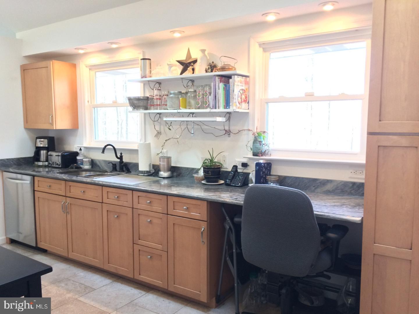 145 5 Points Road Macungie, PA 18062 - Photo 4 of 24 Gallery Image 4
