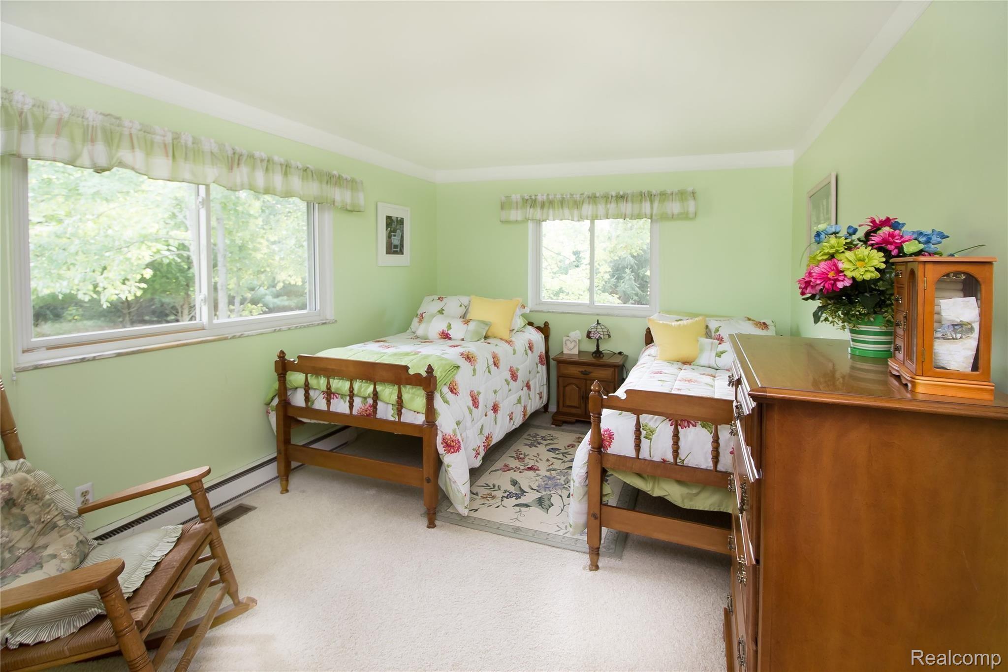 8286 Allen Road Fenton, MI 48430 - Photo 13 of 33 IMG_8536.jpg