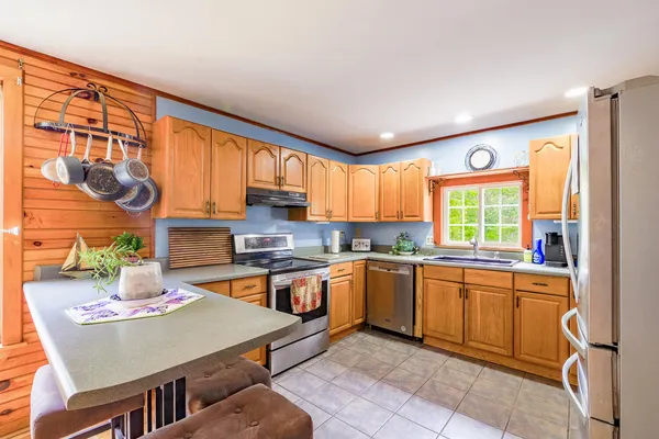 $489,000 | 3184 Camden Road, Warren, ME 04864