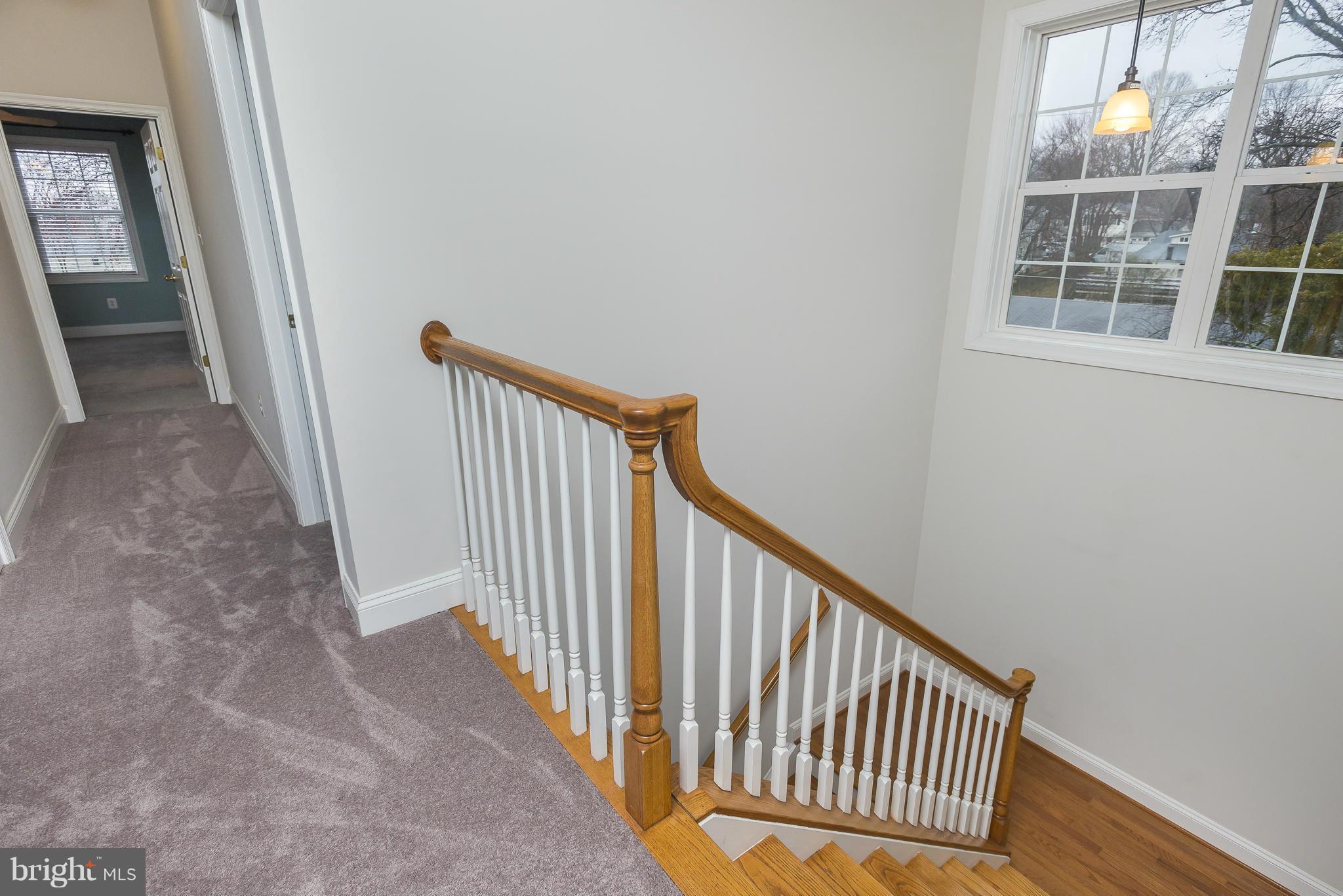 599 Londontown Road Edgewater, MD 21037 - Photo 16 of 30 3rd Floor Landing