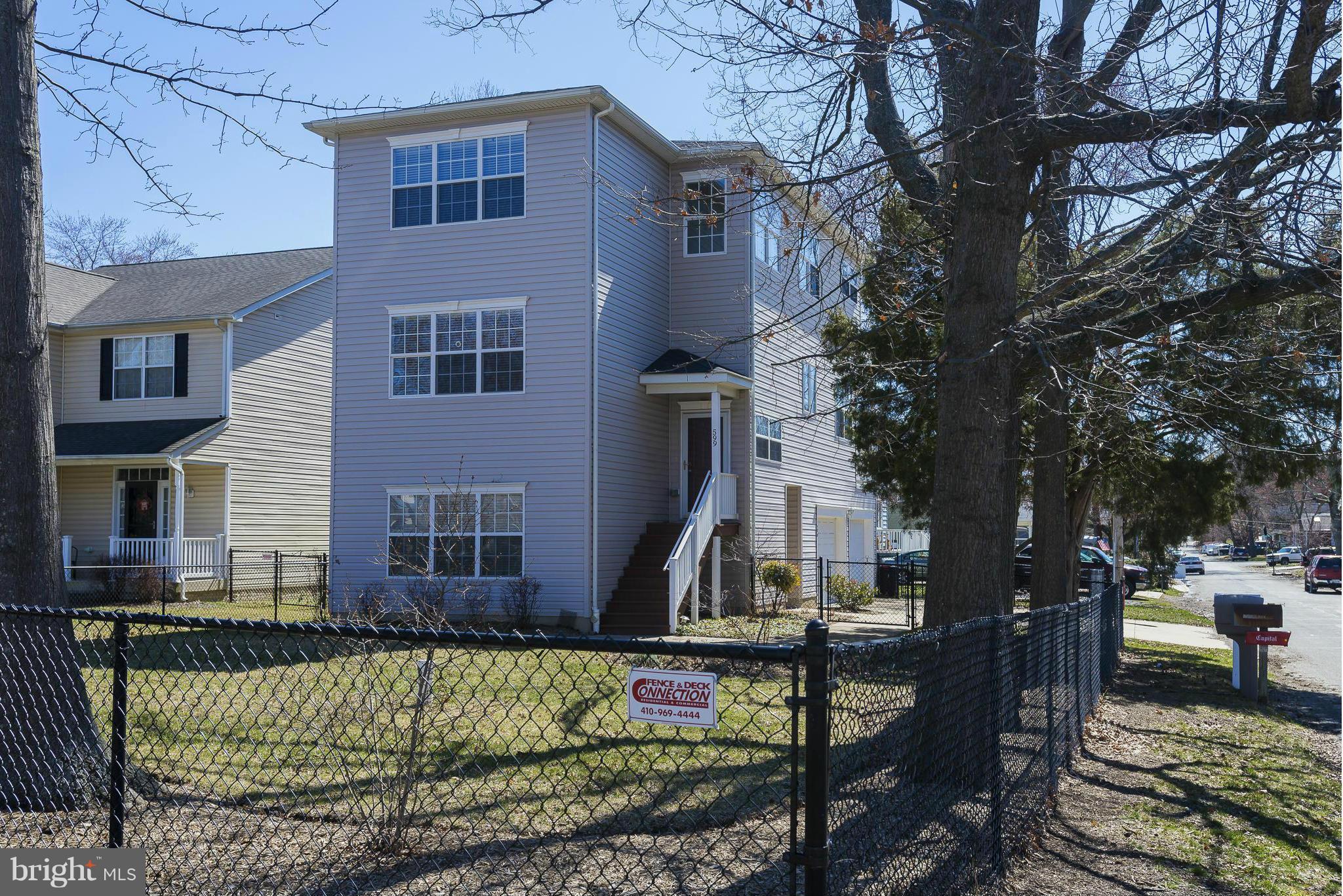 599 Londontown Road Edgewater, MD 21037 - Photo 3 of 30 Exterior (Front)