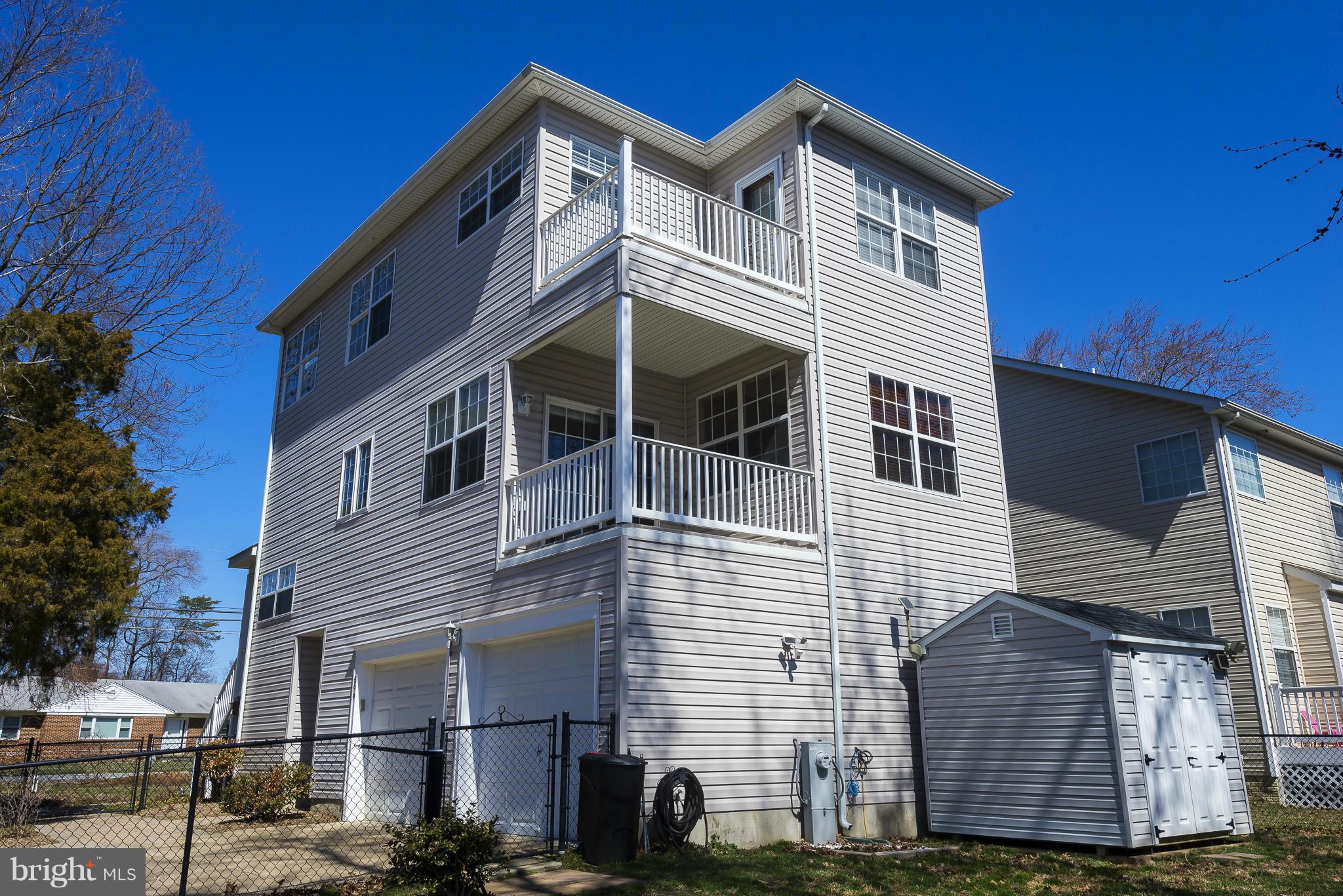 599 Londontown Road Edgewater, MD 21037 - Photo 4 of 30 Exterior (Rear)