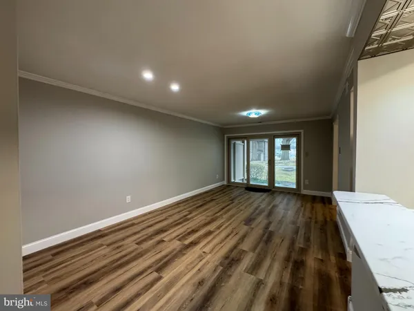 $345,000 | 5812 Royal Ridge Drive, Unit C, Springfield, VA 22152