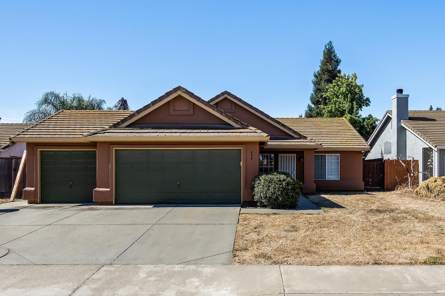 434 Occidental Court Merced, CA 95348 - Photo 2 of 38