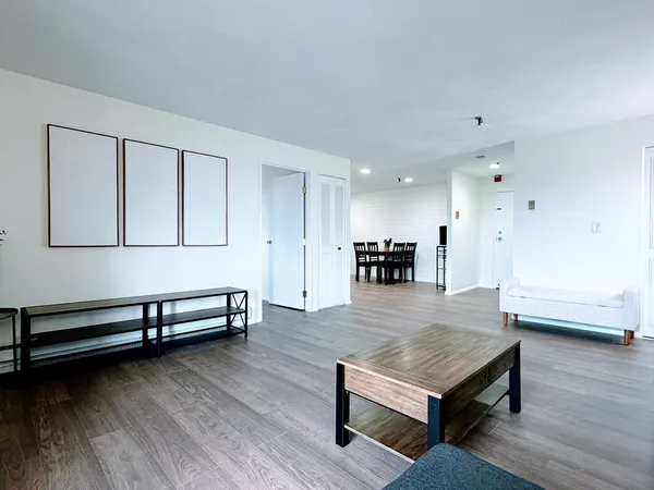 $374,900 | 115 West Squantum Street, Unit 816, Quincy, MA 02171