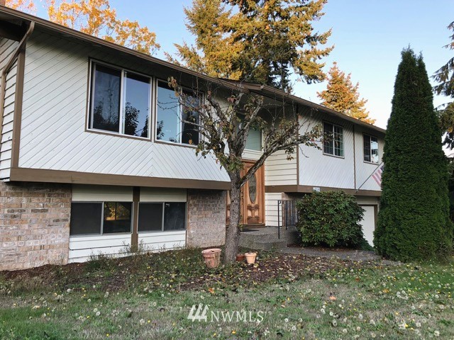 12928 Southeast 159th Street Renton, WA 98058 - Photo 2 of 22 Gallery Image 2