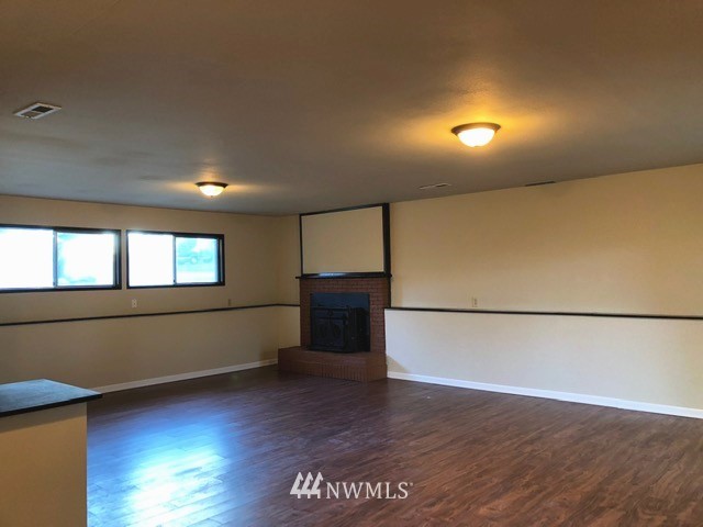 12928 Southeast 159th Street Renton, WA 98058 - Photo 18 of 22 Gallery Image 18